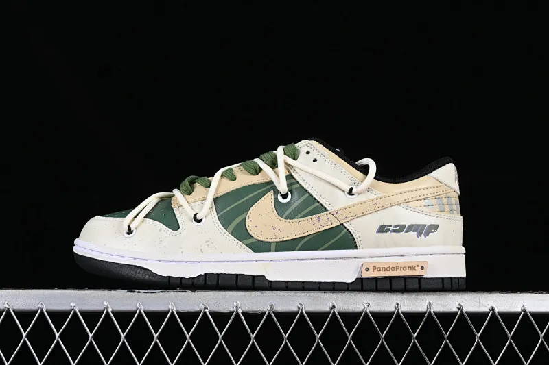 All Categories Nk SB Dunk Series Nk SB Dunk Low Low-top sneakers Nk Dunk Low Panda Prank-Jungle Crossing Mishan Genno SB strappy low-top casual sneakers DV0831-002